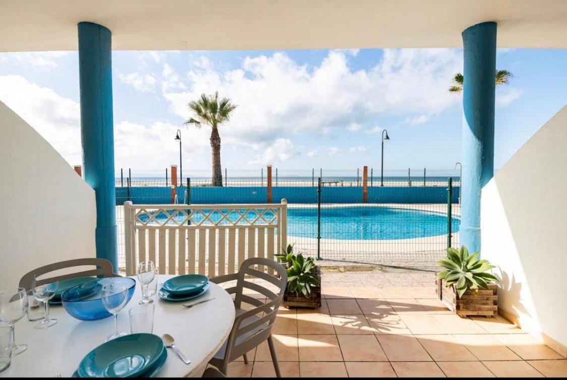 Apartamento La Tortuga II Beach Tarifa Exterior foto
