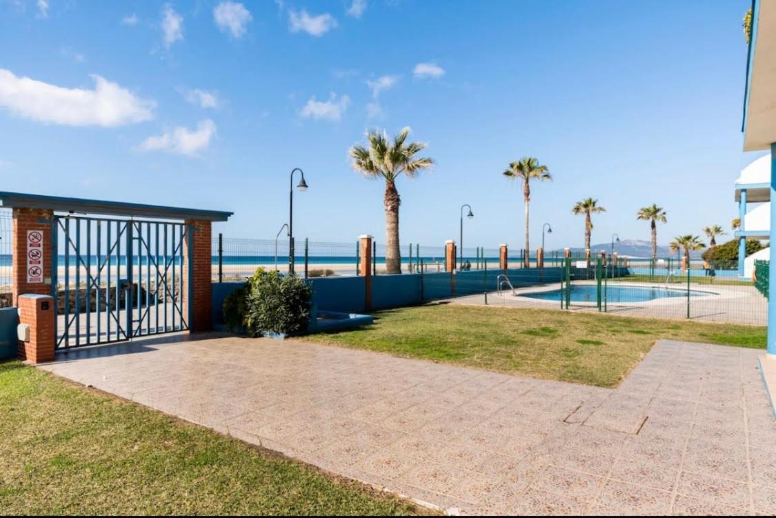 Apartamento La Tortuga II Beach Tarifa Exterior foto