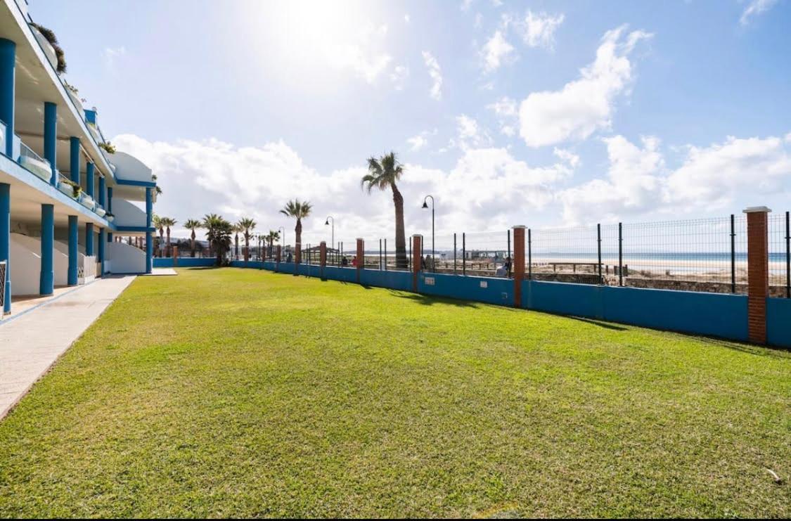 Apartamento La Tortuga II Beach Tarifa Exterior foto